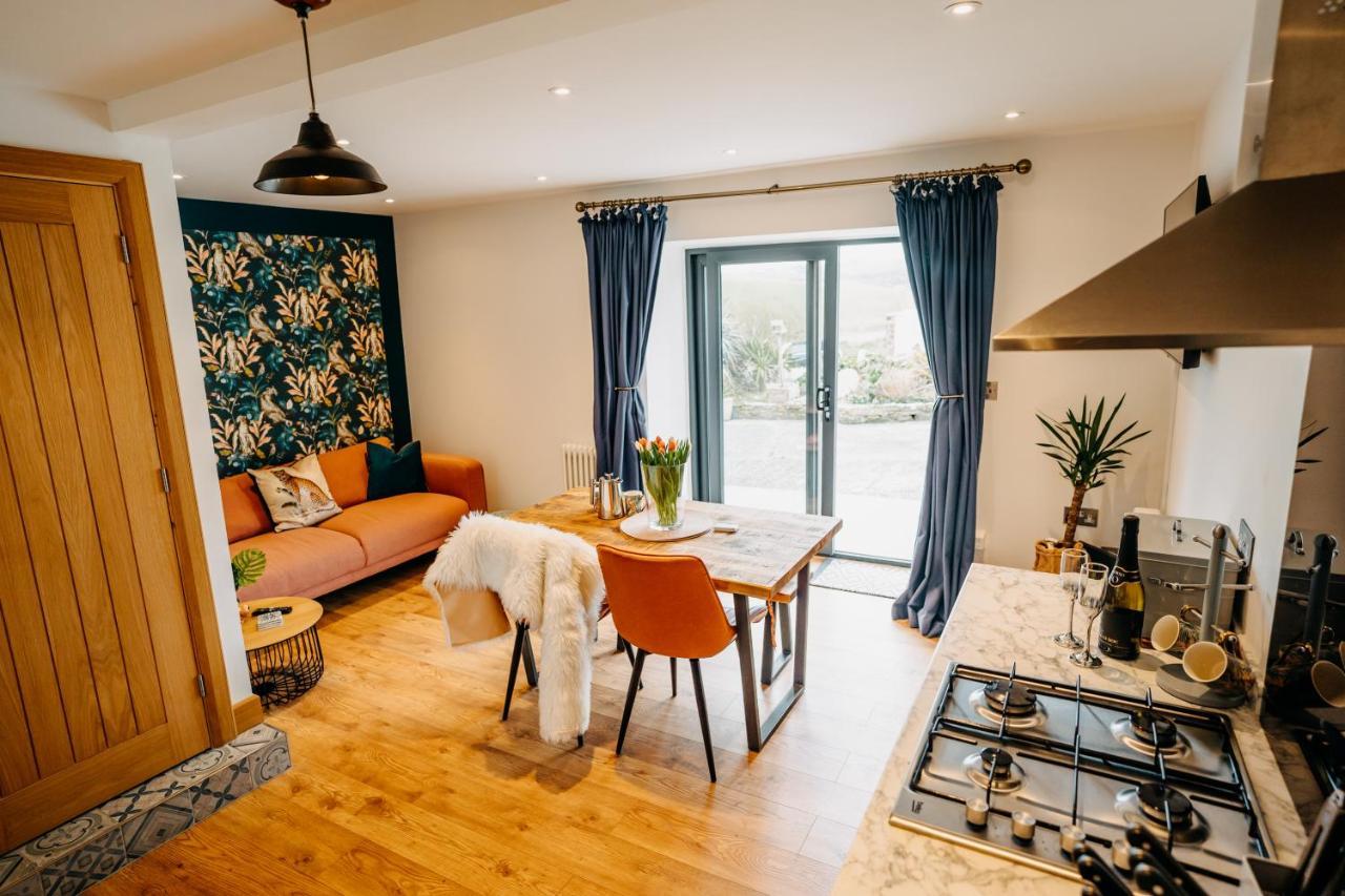 The Little Cottage By Truabode Holiday Lets & Short Lets Newquay - Parking, Wifi & Pet Friendly Brauneberg Buitenkant foto