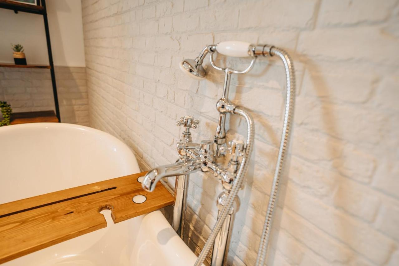 The Little Cottage By Truabode Holiday Lets & Short Lets Newquay - Parking, Wifi & Pet Friendly Brauneberg Buitenkant foto