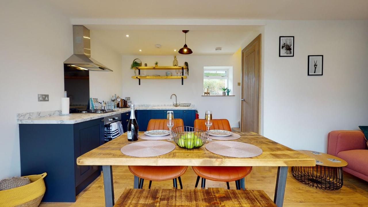 The Little Cottage By Truabode Holiday Lets & Short Lets Newquay - Parking, Wifi & Pet Friendly Brauneberg Buitenkant foto