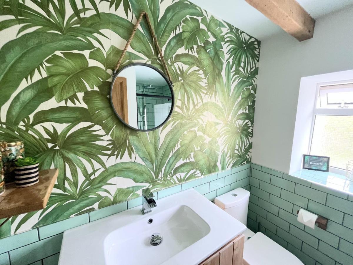 The Little Cottage By Truabode Holiday Lets & Short Lets Newquay - Parking, Wifi & Pet Friendly Brauneberg Buitenkant foto
